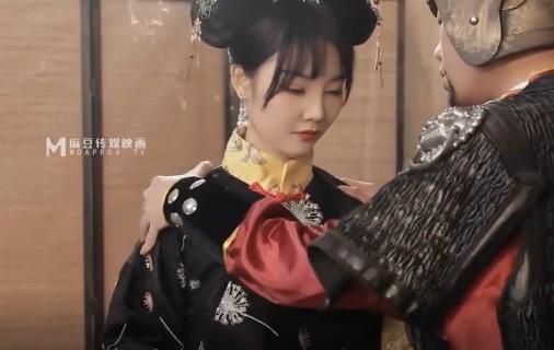 Tướng Quân Vụng Trộm Chén Hoa Quý Phi Người Mà Hoàng Thượng Sủng Ái Nhất